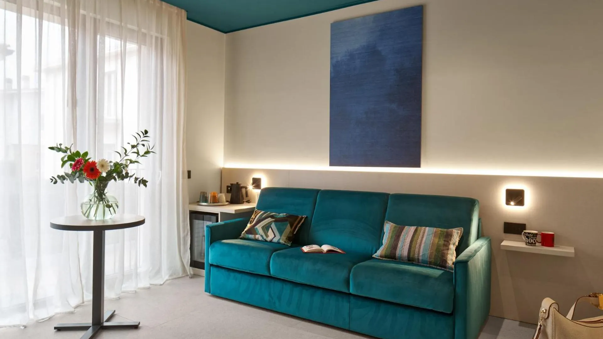Wanderlust Hotel - Suite & Spa - Apartments & Villas - Bardolino, Lago Di Garda - Verona Italy