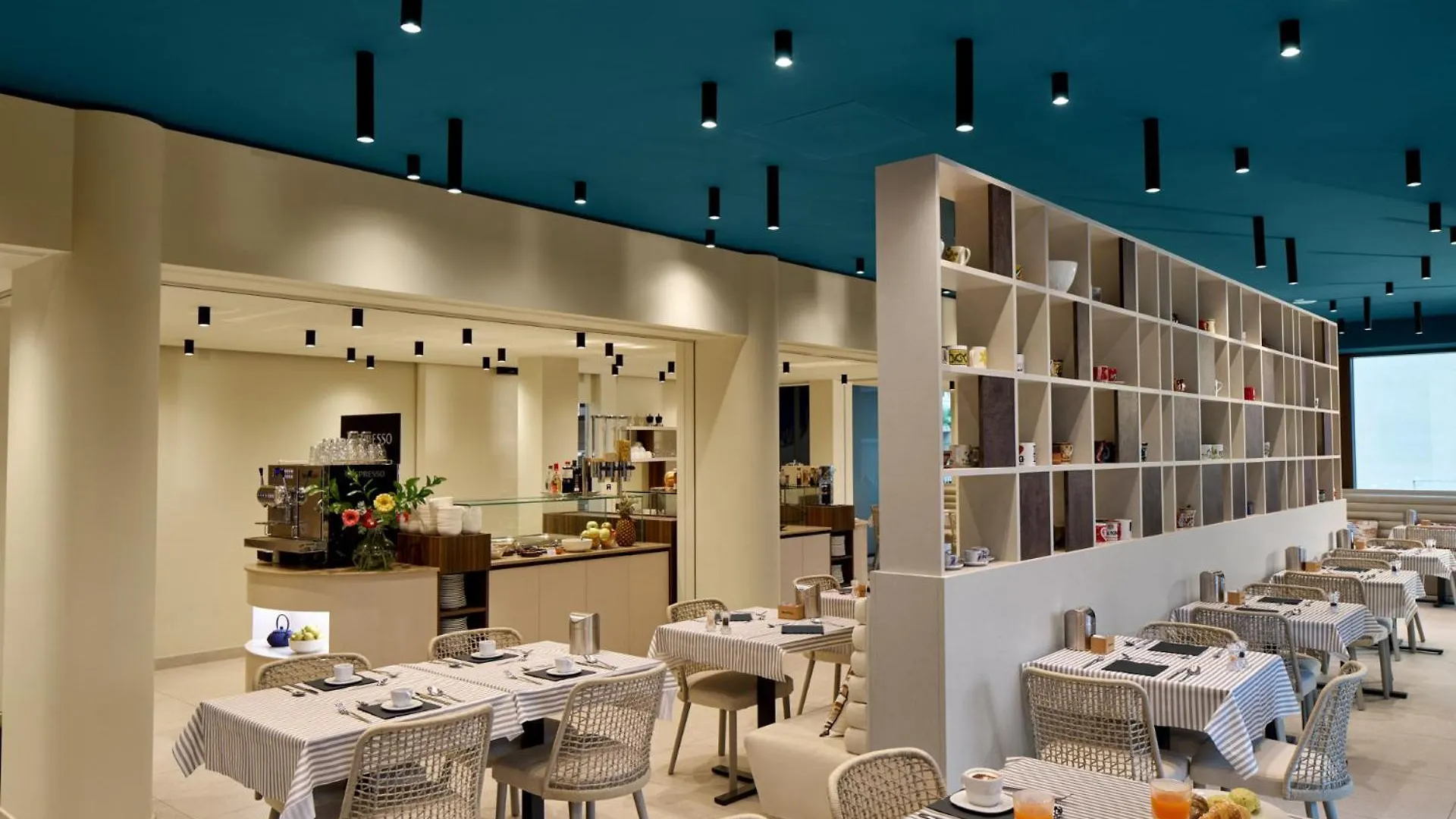 Wanderlust Hotel - Suite & Spa - Apartments & Villas - Bardolino, Lago Di Garda - Verona Bardolino