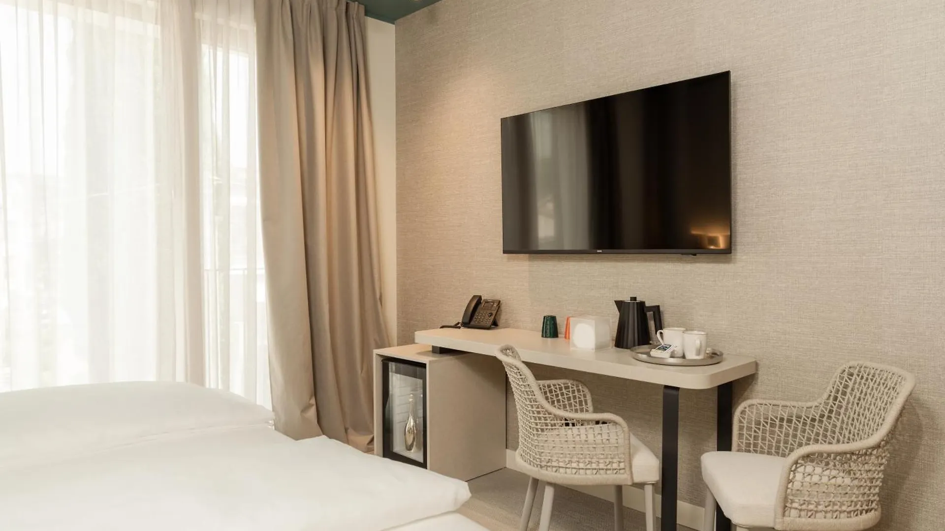 Wanderlust Hotel - Suite & Spa - Apartments & Villas - Bardolino, Lago Di Garda - Verona 4*, Bardolino Italien