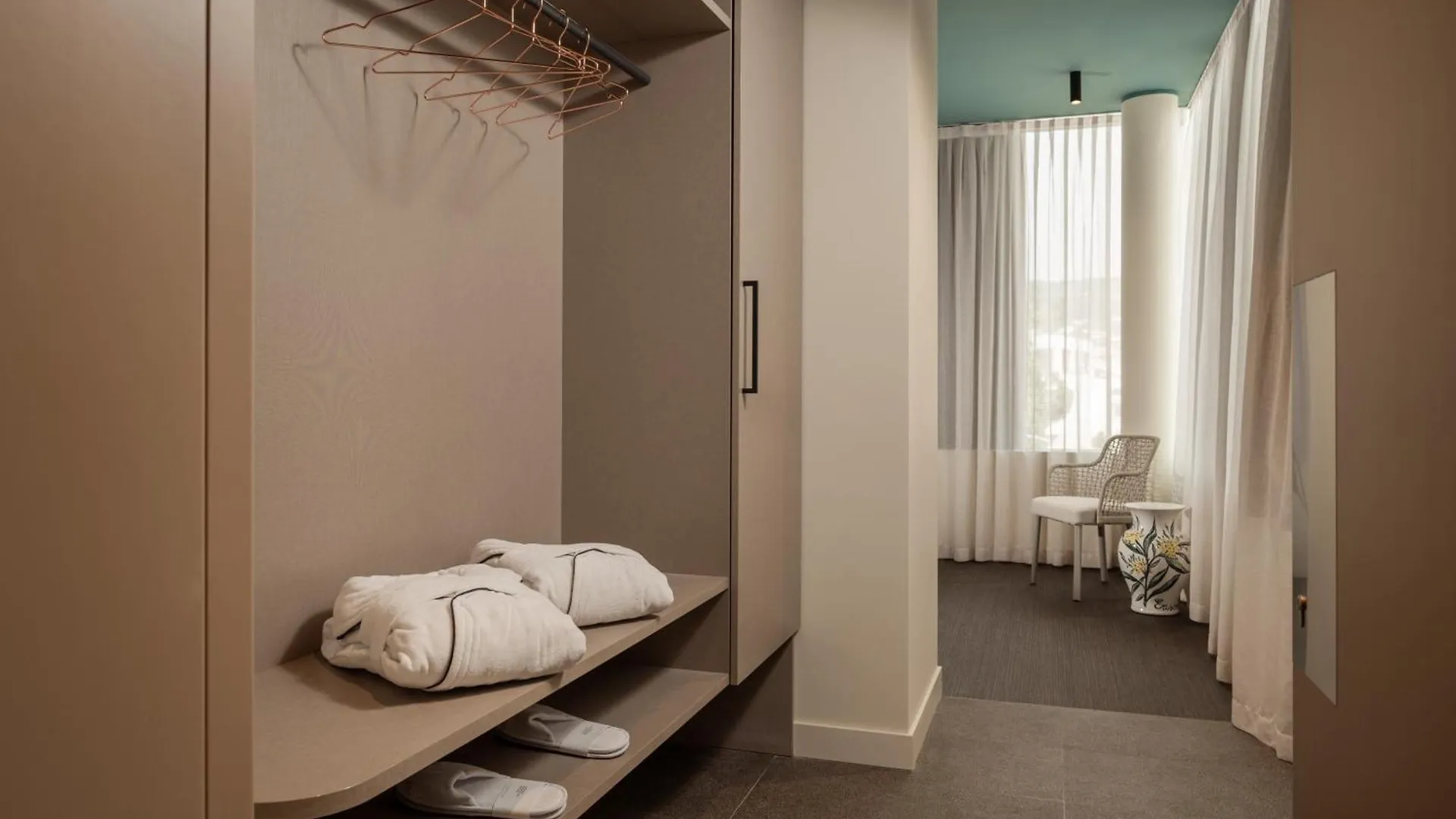 Wanderlust Hotel - Suite & Spa - Apartments & Villas - Bardolino, Lago Di Garda - Verona 4*, Bardolino Italien