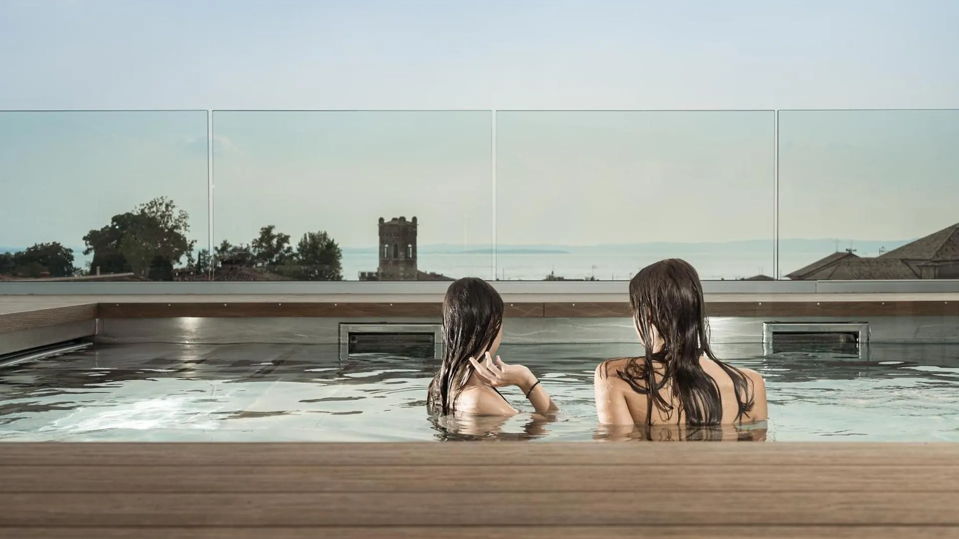Wanderlust Hotel - Suite & Spa - Apartments & Villas - Bardolino, Lago Di Garda - Verona