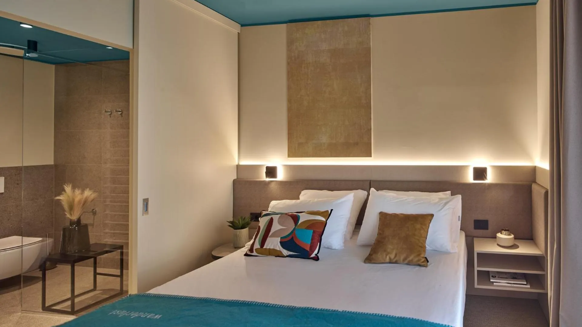 Wanderlust Hotel - Suite & Spa - Apartments & Villas - Bardolino, Lago Di Garda - Verona Bardolino