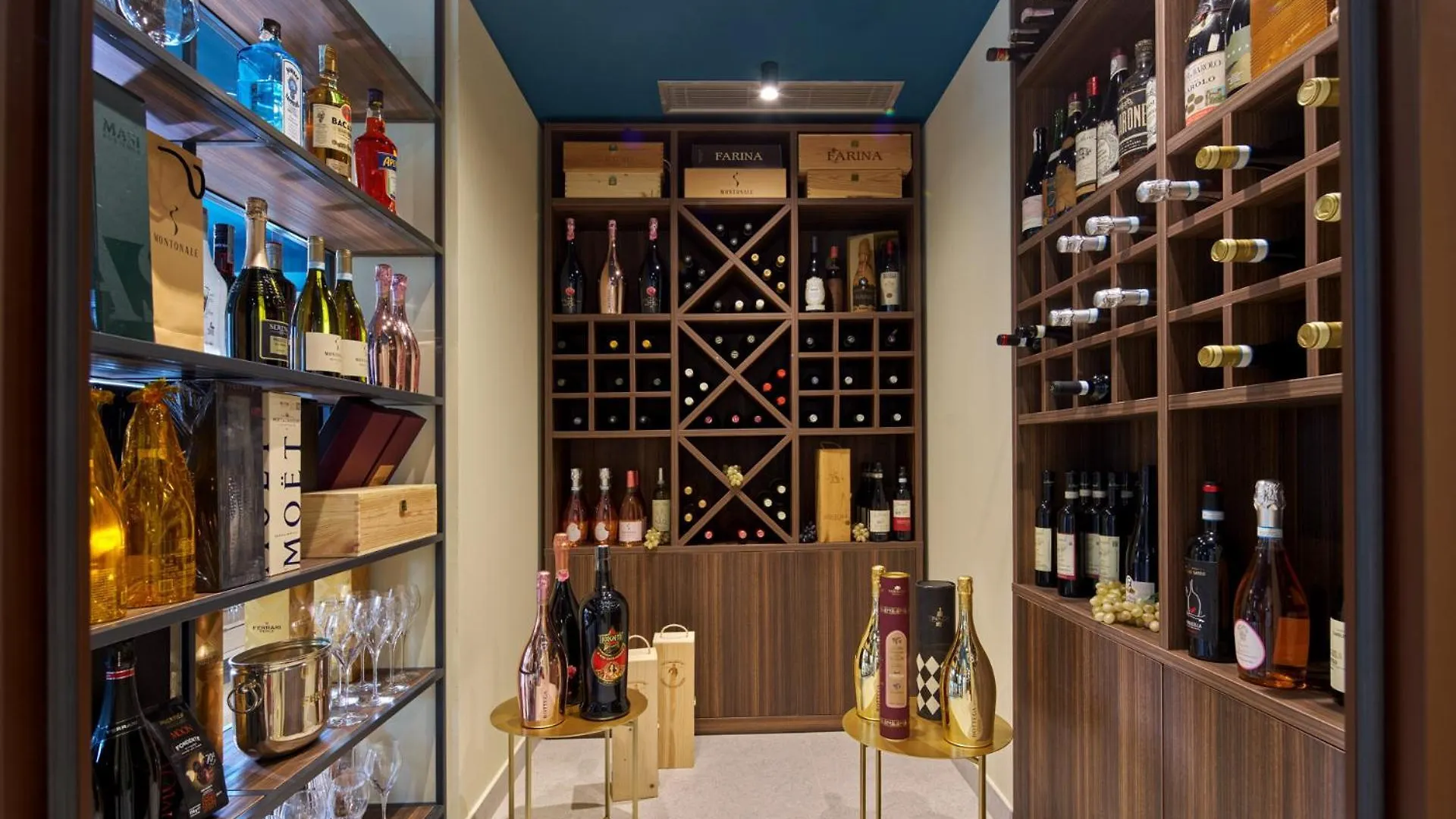 Wanderlust Hotel - Suite & Spa - Apartments & Villas - Bardolino, Lago Di Garda - Verona 4*, Bardolino Italien