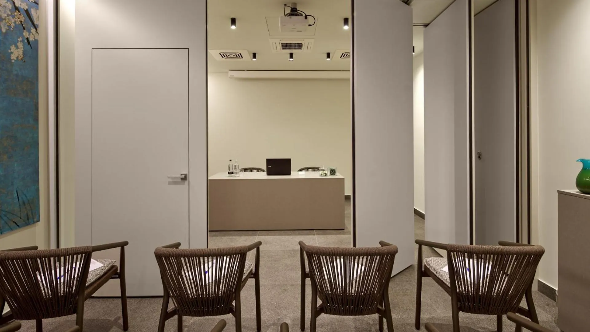 Wanderlust Hotel - Suite & Spa - Apartments & Villas - Bardolino, Lago Di Garda - Verona Italien